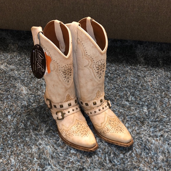 ❌SOLD❌ Brand New Women’s Dan Post Off White Boots